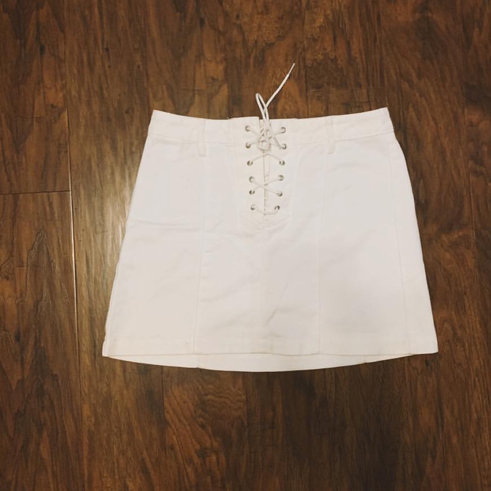 Kendall and Kylie White Mini Skirt